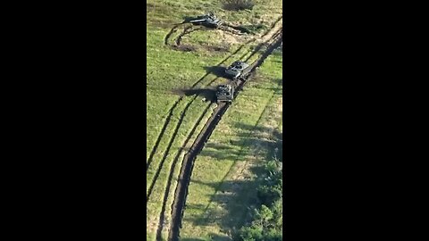 Zaporizhzhya Front, abandoned American Bradley infantry fighting vehicles and a tank