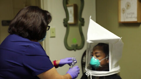 medical personnel receive mask fitting and conduct computer-based learning