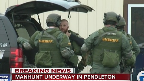 Manhunt underway in Pendleton