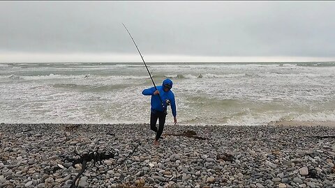 Fishing two different oceans in one day in search of white steenbras! Galjoen in extreme conditions!