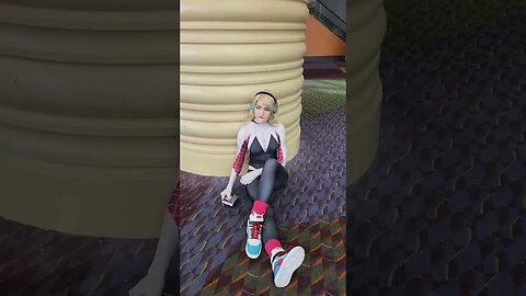 Spider Gwen Cosplay | Into the Spiderverse | Megacon