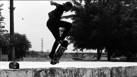 Les chutes font partie de l'apprentissage, même au skate