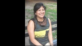 Luodong Massages Cute Mature Mexican Woman On The Park Bench