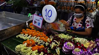 Pak Khlong Talat Market