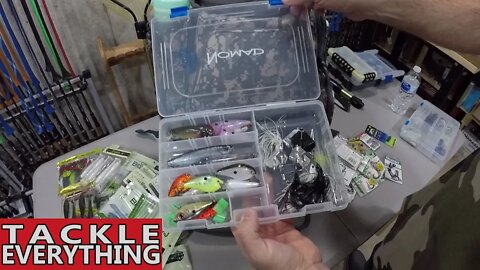 What's In My Pond Fishing Tackle Bag...