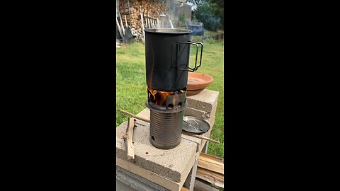 Solo Cooking attachment with can stove