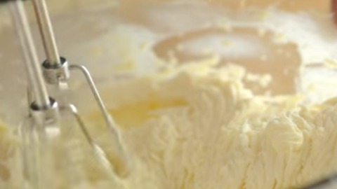 2-Ingredient White Chocolate Buttercream