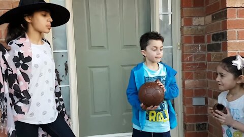 Heidi Zidane and Hadil magic trick with shoe and soccer ball story