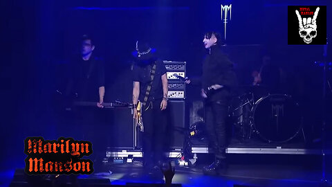 Marilyn Manson ft. Johnny Depp - The Beautiful People - Live (HD)