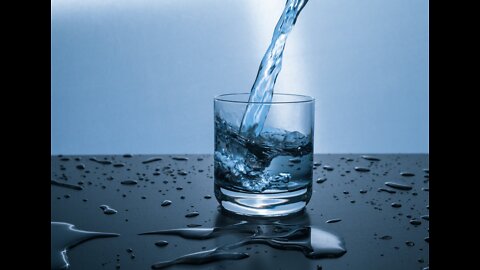 8 Health Benefits Of Drinking Water