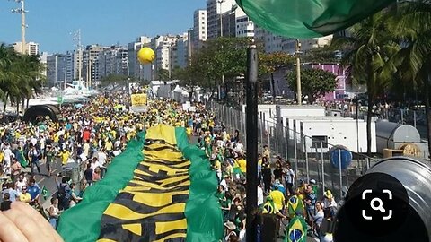 Brasileiros estão aceitando ditadora e trocam liberdade por vantagens