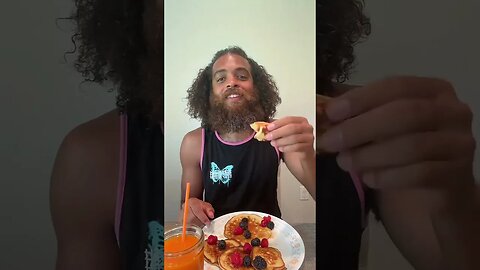 homemade mixed berry, pancake, breakfast, TikTok live with Rock Mercury ￼