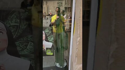 #Paseando▫️Ambiente 📌 Tienda Erótica y Basílica de la santa maría del mar 🌍 #Barcelona 🇪🇸