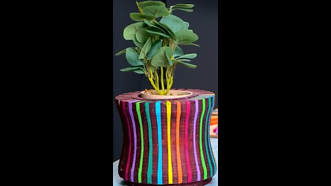 Master craft alert! Beautiful bent wood flower pot creation