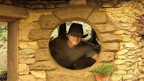 Survival stone shelter building - My beautiful windows almost finished !