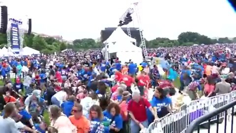 Gun control crowd freaks out when someone screams gun shot