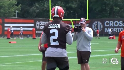 Browns WR Amari Cooper not phased by QB uncertainty