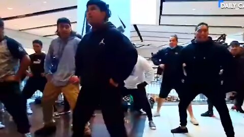 Group Protests Vaccine Mandates In Mall By Performing Intense Haka Dance