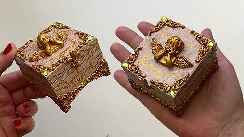 DIY Miniature jewelry box made of cardboard