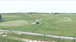 Drumlin putting course at Erin Hills allows golfers to unwind