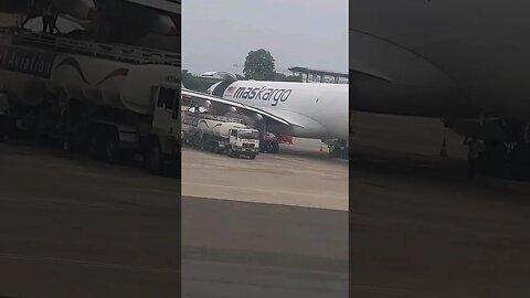 Boeing aeroplane in Chennai international airport #boeing #boeinglovers #maskargo