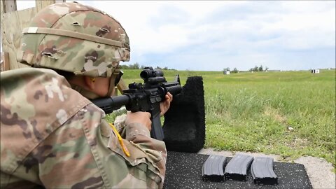 Reserve Soldiers Qualify with M4