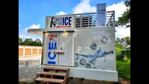 Ice House America Twice the Ice Kiosk for Sale in Florida