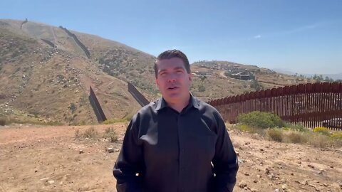 Rep. Obernolte visits the San Diego border.