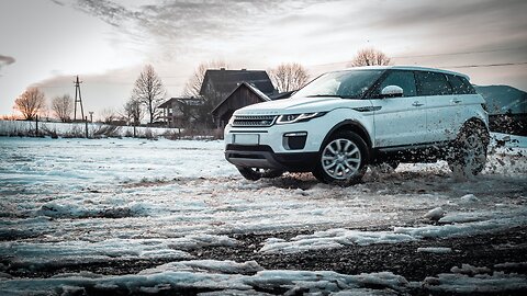 Range Rover Evoque Speed Bump 4x4