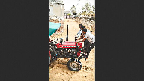 Stunts in Mud Sonalika 60 Stuck in Mud #tractorvideos #farmingvideos ...more