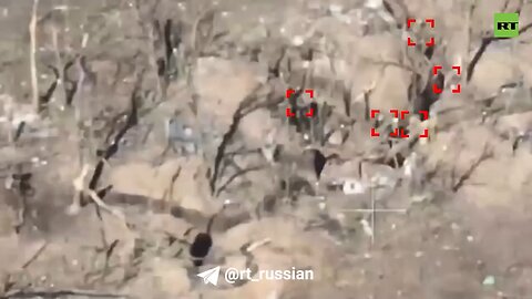 ‪A Russian marine destroyed a group of Ukrainians who tried to enter a trench in Staromayorskoe‬