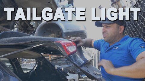 How to Remove a Rear Tailgate Tail Light - 2006 Subaru Tribeca