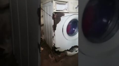 What Happens When A Washing Machine Explodes With A Chinese Girl Inside?