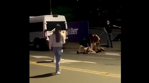 Brasil - Military personnel arrested men in the house - Black hats or white hats?