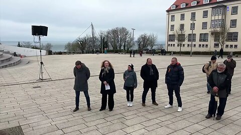 Sassnitz - AfD - Dario Seifert Eröffnung der Kundgebung 08-04-2023