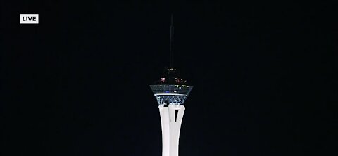 Vegas man to jump from SkyJump at midnight dressed as NYE 'mirror ball'