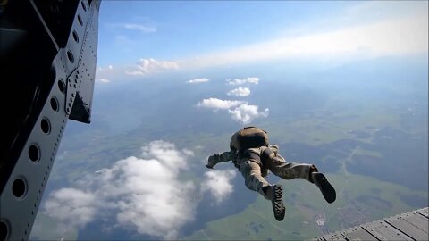 10th Special Forces Group Conducts Airborne Training #Shorts