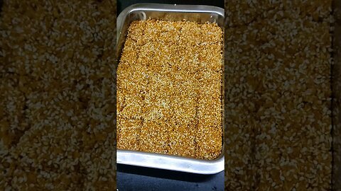 Gud Chikki | Chikki | home made Chikki | till ki gatchak | til ki chikki | street food