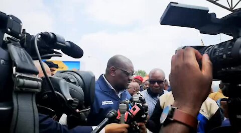 SOUTH AFRICA - Johannesburg - Reopening of the M2 Motorway (Video) (keq)