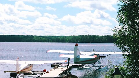 DeHavilland DHC-3 "Polish" Otter Startup & Taxi From Dock