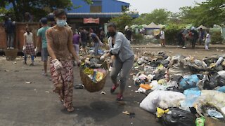 Myanmar Protesters Hold "Garbage Strike"