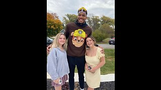 Bucks star Giannis Antetokounmpo spotted trick-or-treating in Mequon