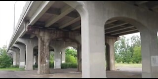 Crumbling bridge sparks concern in Trenton