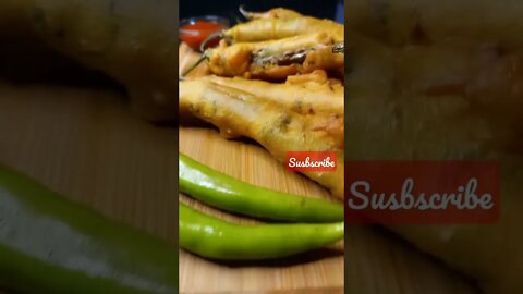 Mirchi Bhajiya #shorts #ytshorts #mirchi #food #streetfood #spicy #pakoda #recipe #delicious #tasty