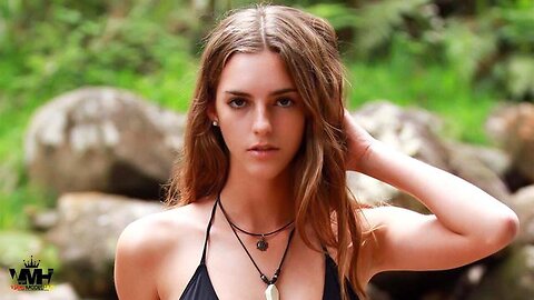 EMILY FELD YOUNG & BEAUTIFUL AUSTRALIAN MODEL