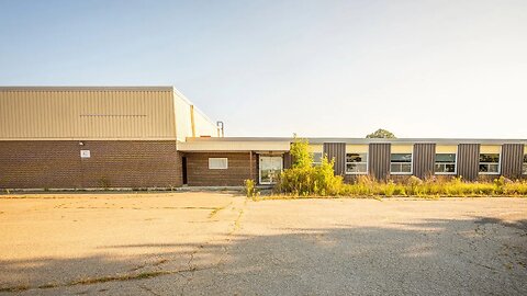 We Found an Abandoned Elementary School in the Middle of Nowhere