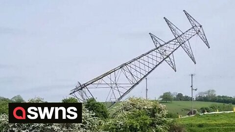 Pylons pulled down to make way for electric T-pylons set to provide low carbon energy