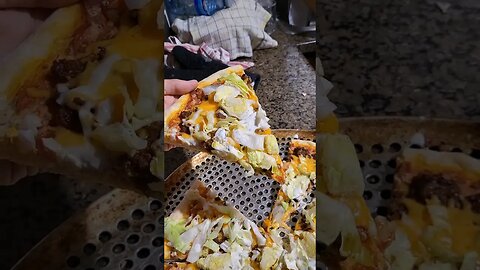 Made "Leftover Taco Pizza" for dinner last night, and it was so delicious! #tacopizza #easyrecipe