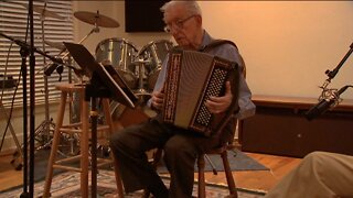 Adolf “Tony” Hartenstein plays “The Girl From Ipanema,” by Antonio Carlos Jobim