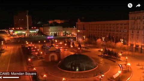 AirRaid sirens in #kiev, you can see a small flash & bombardment